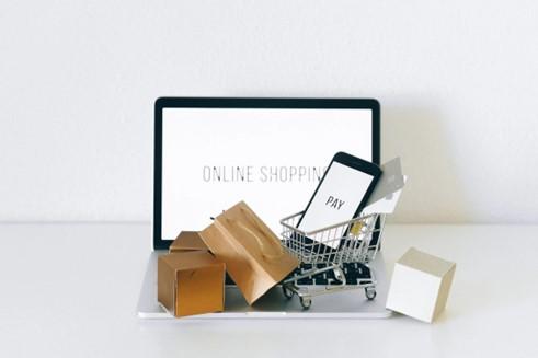 Ini 8 Keuntungan Belanja Online yang Wajib Anda Tahu