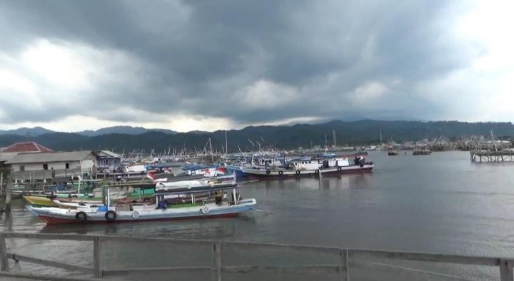 BMKG Imbau Warga Waspada Angin Kencang dan Gelombang Tinggi di Perairan Bakauheni