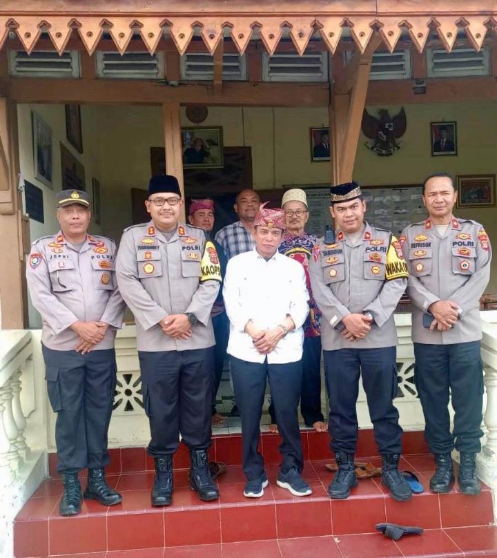 Kapolres Lampung Selatan Menerima Apresiasi Dari Masyarakat Dalam Menyelesaikan Kisruh Parkir di Rumah Sakit Bob Bazar 