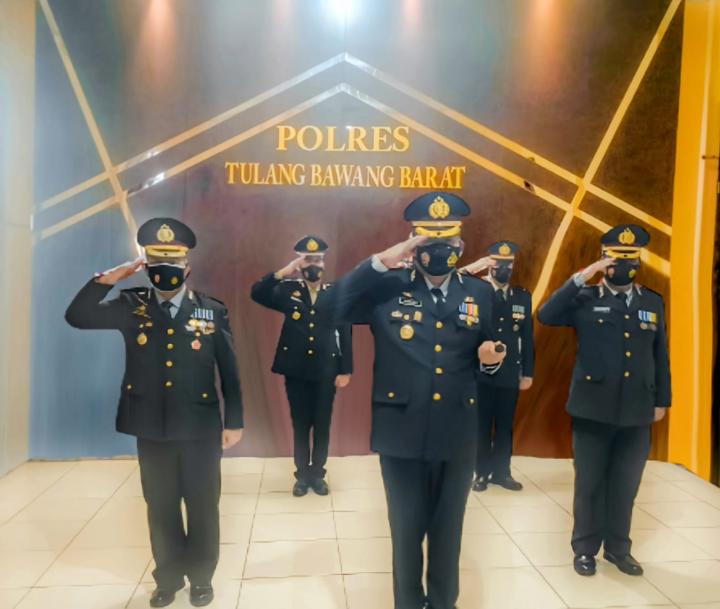 Kapolres Tubaba Gabung Upacara Hari Lahir Pancasila Di Lapangan Ende NTT secara Virtual