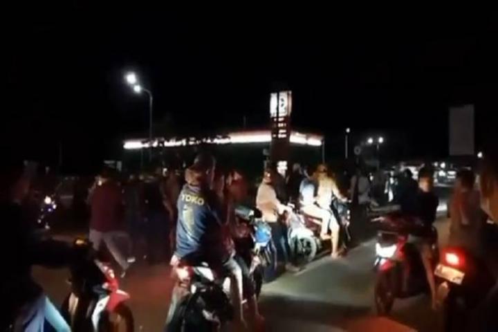 Ngeri! Ribuan Massa di Lampung Timur Dihadang Polisi,  Hendak Serang Desa Lain 