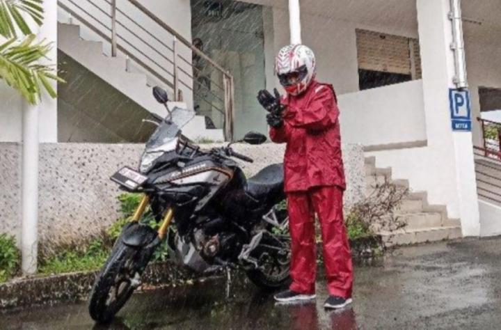 Pentingnya Perawatan Motor Honda Saat Musim Hujan