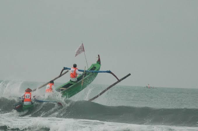 Diterjang Gelombang Pasang di Pantai Glagah, Nelayan Asal Cilacap Tewas
