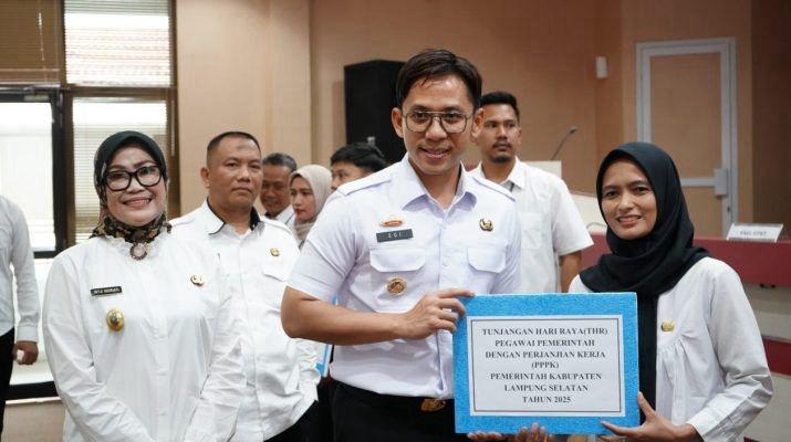Pemkab Lampung Selatan Mulai Membayarkan THR Bagi ASN Hingga DPRD