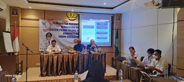 Dinas Perindustrian dan Perdagangan Bekerjasama Dengan Bappebti Kemendag RI Gelar Bimtek Sistem Pasar Lelang Terpadu (SPLT)  dan Sosialisasi Penyelenggaraan PLK