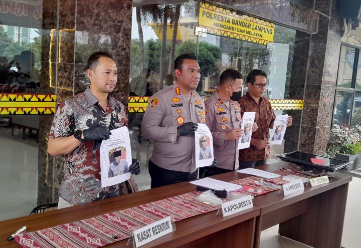 19 Tahun Bekerja, Sopir Pribadi Curi Perhiasan Majikan Senilai Rp650 Juta di Bandar Lampung