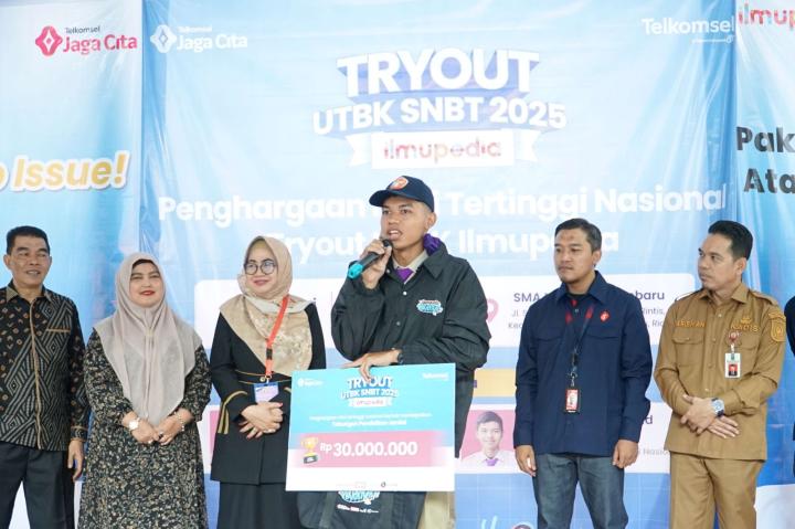 Telkomsel Umumkan Tujuh Top Scorer Ilmupedia Tryout UTBK 2025