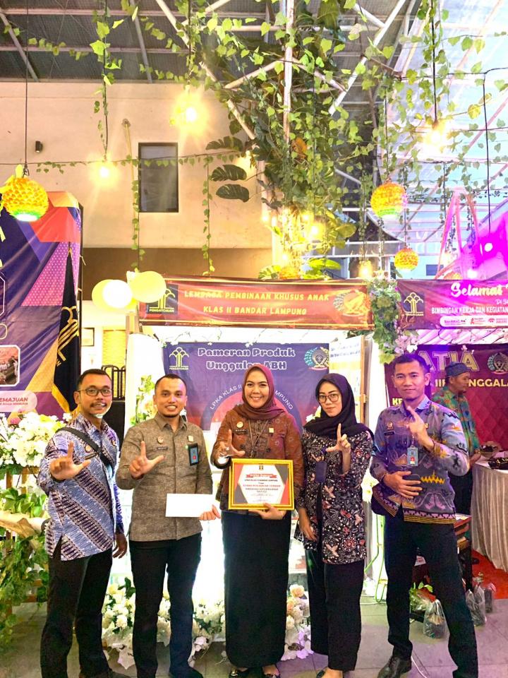 LPKA Bandarlampung Raih Peringkat Penjualan Produk Terbaik Pada Pameran Hasil Karya Warga Binaan