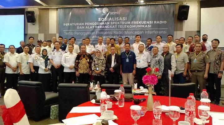 Sosialisasi Peraturan Penggunaan Spektrum Frekuensi Radio dan Alat Perangkat TelekomunikasiÂ 