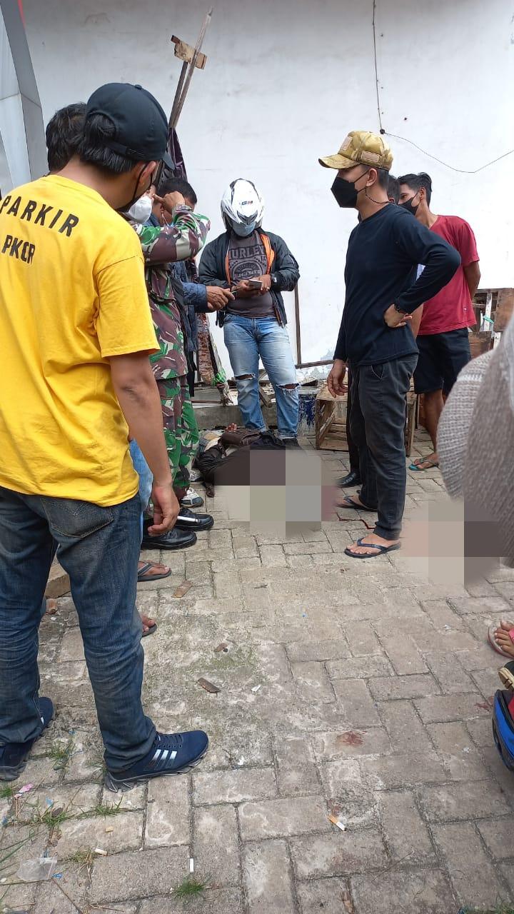 Warga Geram, Pelaku Curanmor Babak Belur di Keroyok Masa