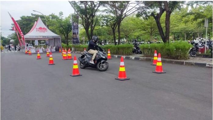 Teknik Gas dan Rem yang Tepat