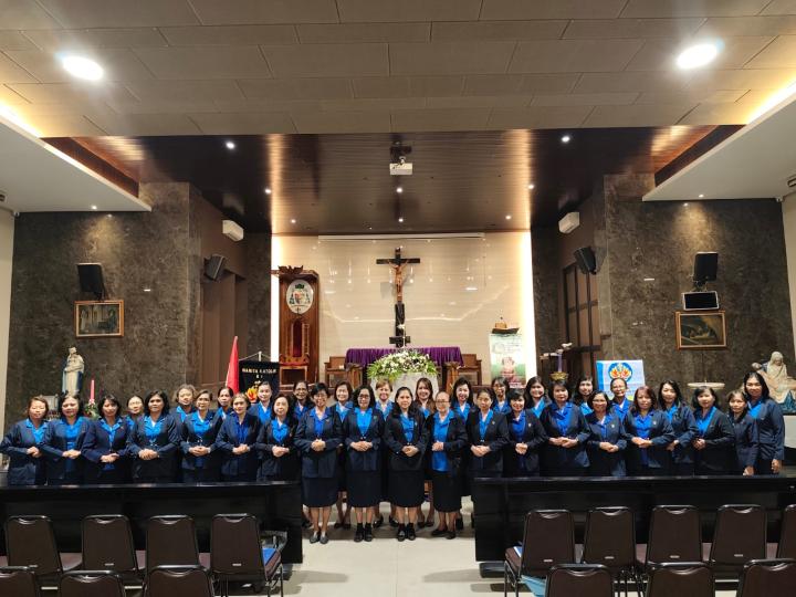 Ketua Wanita Katolik RI Dewan Pengurus Cabang Tanjungkarang Masa Bakti 2025  - 2028  Laurensia Sri Purwanti Sd Melayani dengan Asah, Asih, dan Asuh. 