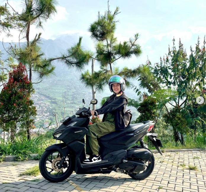 Tips Pengereman di Jalan Berpasir Biar Gak Gubrak 
