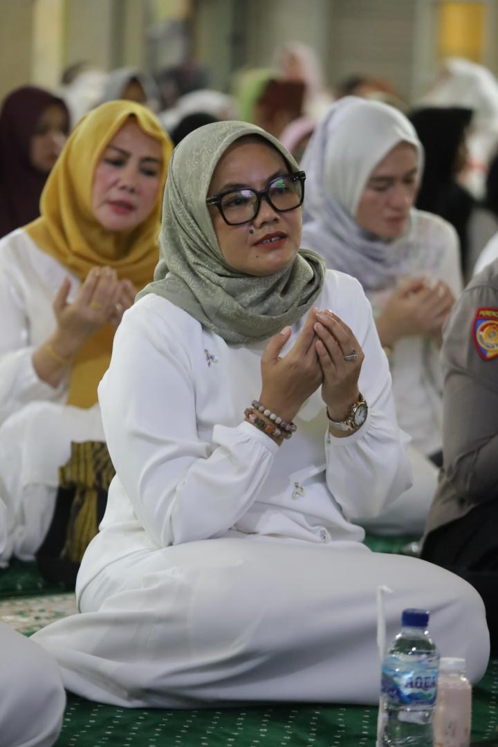 Lampung Timur Mengaji, Khataman Al Qur’an 100 Kali Serentak di Seluruh Kecamatan