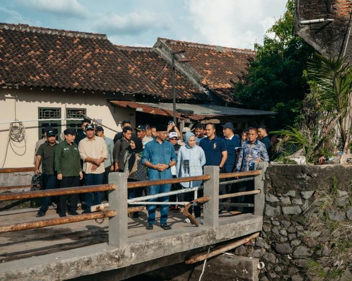Gubernur Lampung Rahmat Mirzani Djausal Tinjau Lokasi Banjir di Bandarlampung, Pastikan Penanganan Cepat dan Terpadu