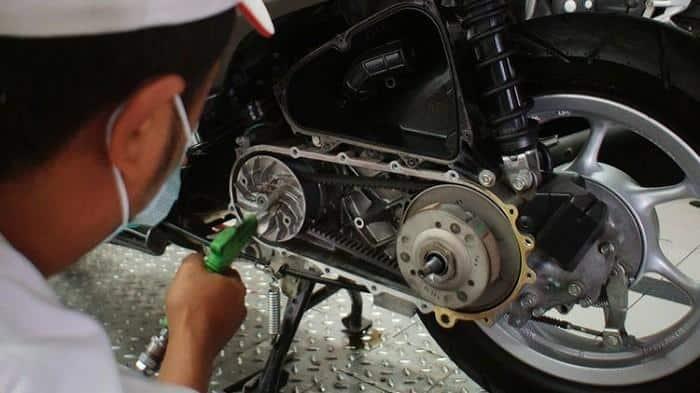 Simak Tips Deteksi Kondisi Drive Belt Sepeda Motor
