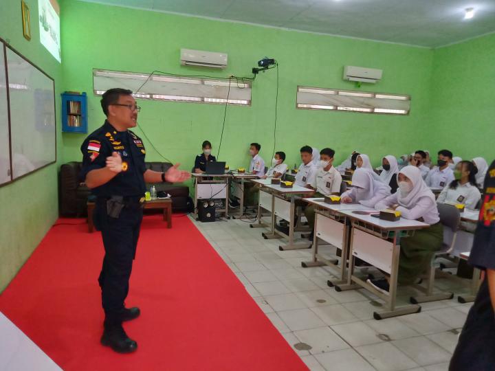 Kantor Wilayah DJBC Sumbagbar Gelar "Customs Goes To School" di SMAN 1 Bandar Lampung 