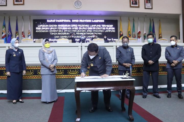 Gubernur Arinal Tandatangani MOU Soal KUPA dan PPAS dalam Perubahan APBD Provinsi Lampung Tahun 2021