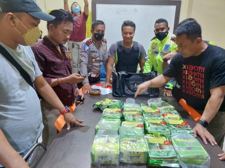 Pengiriman Sabu Seberat 15 Kg Berhasil Digagalkan Tim Gabungan di Exit Tol KM 240