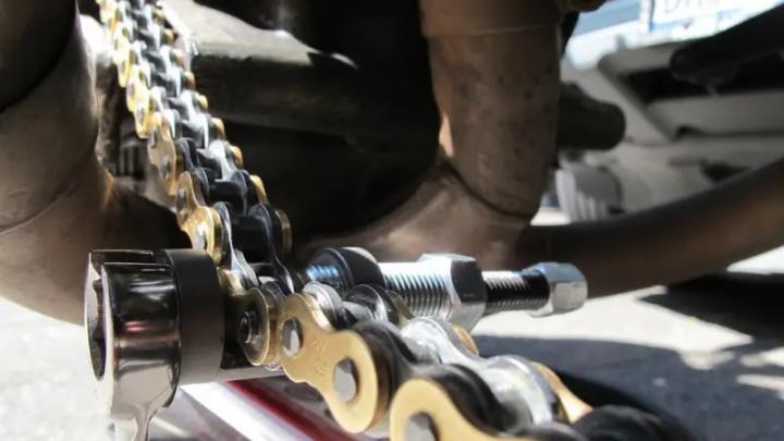 Penyebab Rantai Motor Yang Sering Bunyi 