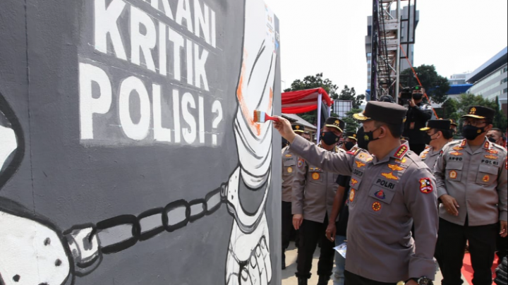 Kaporli : Mural Paling Pedas, Bukti Masyarakat Mencintai Kami