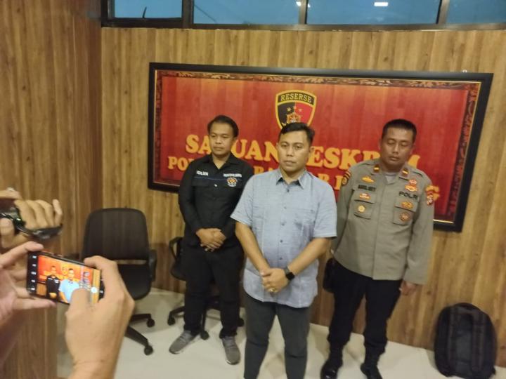 Seorang Pemuda Nekat Tabrak Petugas Saat Hendak Diamankan 