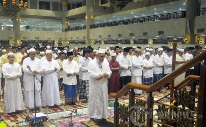 Puasa Tapi Tidak Salat Tarawih, Apa Hukumnya?