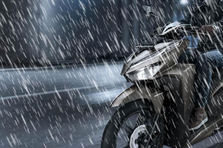 Tips Merawat Motor Di Musim Hujan Agar Selalu Prima Saat Berkendara