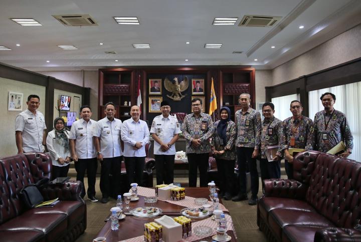 UPT Kemen PUPR Adukan Truk Batubara ke Gubernur, Pemprov Lampung Segera Siapkan Regulasi ODOL   