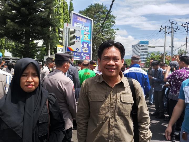 Bawaslu Kota Bandar Lampung Ikut Awasi Aksi Ratusan Buruh di Kantor DPRD Provinsi LampungÂ 