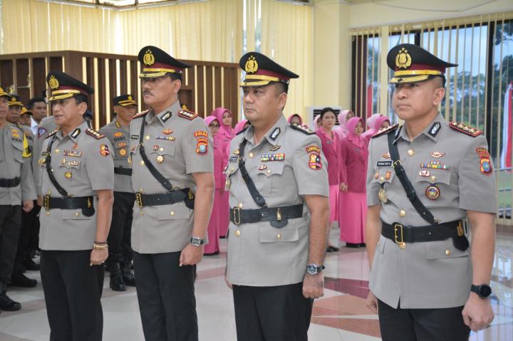 Serah Terima Jabatan Wakapolda, Kabidhumas dan Dirpolairud Polda KepriÂ 