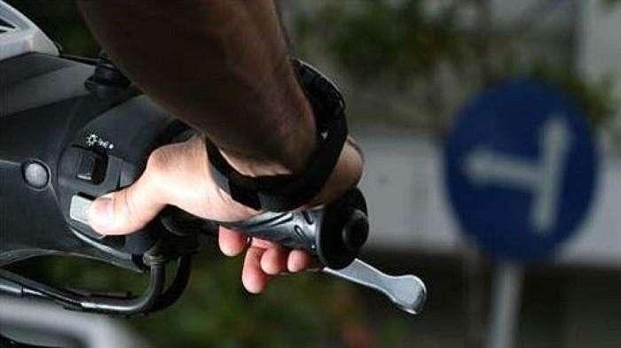Mau Panasin Mesin Motor, Jangan Lama-Lama Brosist