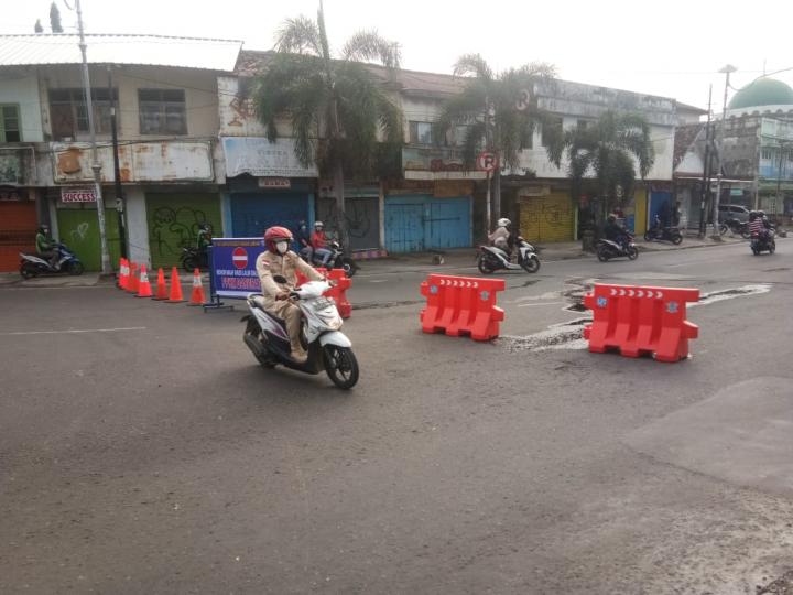 Hari Kedua PPKM Darurat Bandar Lampung, Sejumlah Jalan Masih Ditutup