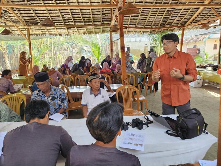 PkM di Pahawang ITERA Ajak Kembangkan Ekowisata Birdwatching Lewat Fotografi Satwa Liar