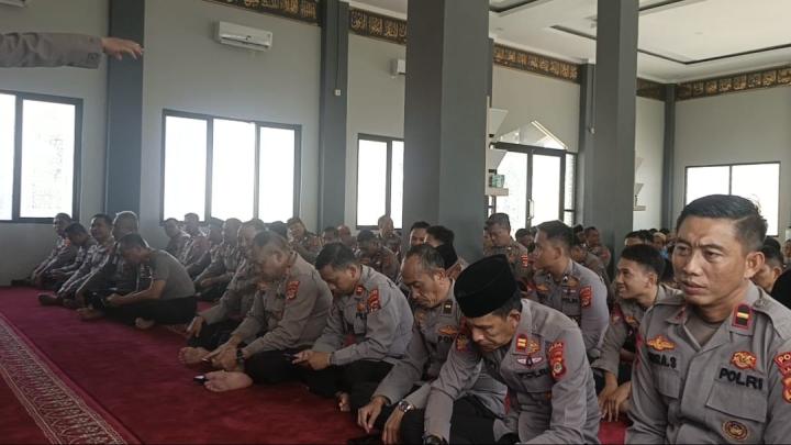 Ditpolairud Polda Lampung Gelar Doa Lintas Daerah untuk Korban Banjir Bandang   