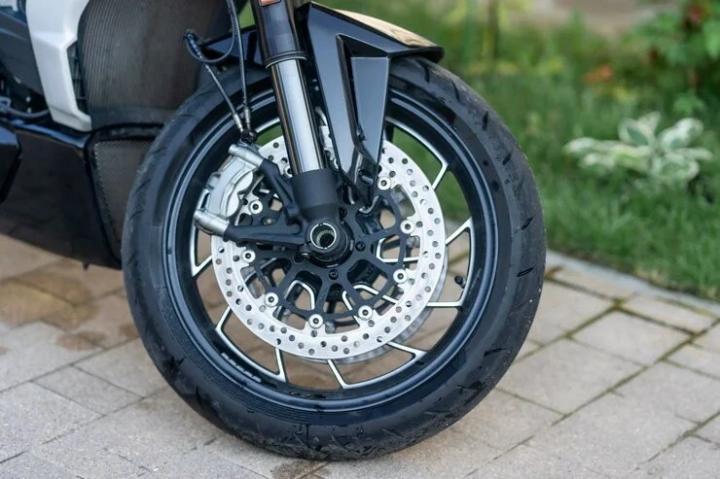 Ban Tubeless Tidak Perlu Perawatan Khusus, Tapi Lakukan Hal Ini Dulu