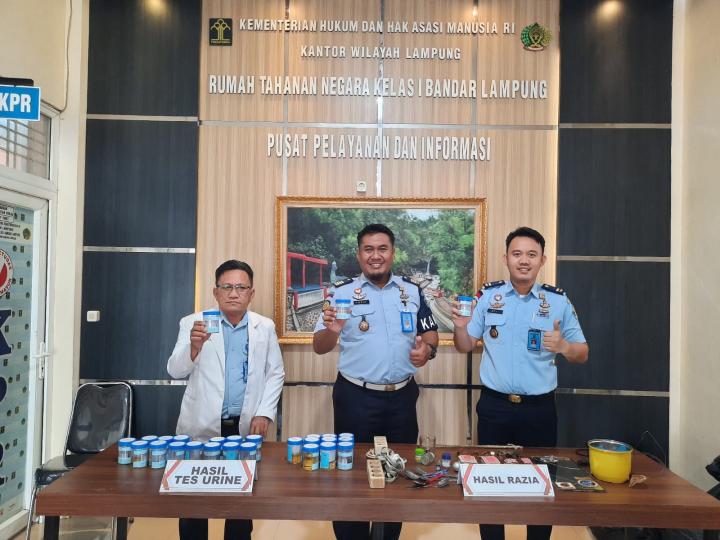 Rumah Tahanan Negara (Rutan) Kelas I Bandar Lampung Melakukan Razia dan Tes Urine Terhadap Narapidana dan Sejumlah Pegawai 