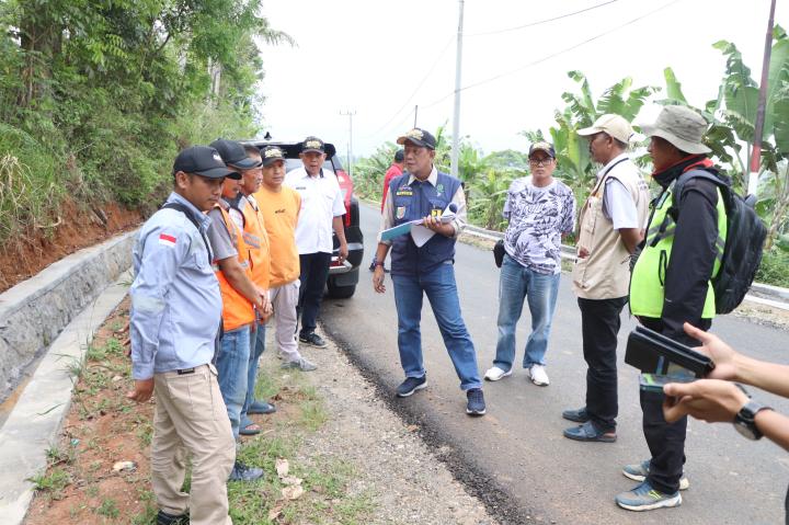 Progres Pembangunan Ruas Jalan Provinsi Dari  Ngarip - Ulu Semong, Target Selesai Akhir 2024 