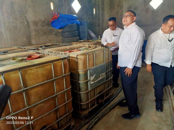 Ditreskrimsus Polda Lampung Gerebek Gudang Pengoplos Minyak Mentah, Diduga Milik Oknum Anggota Polri