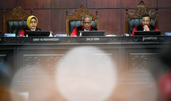 MK: Masyarakat Adat Boleh Buka Lahan di Kawasan Hutan Tanpa Izin Usaha