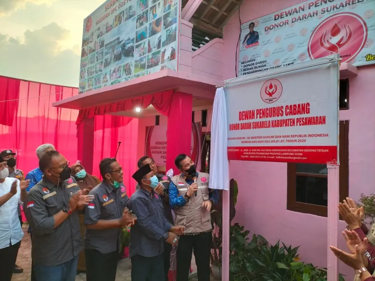 Bupati Dendi Ramadhona Resmikan Sekretariat Donor Darah Pesawaran