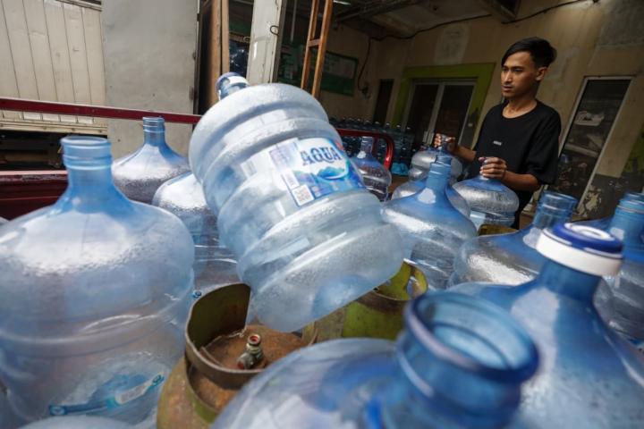 Satu Galon Guna Ulang, Bisa Menyelamatkan Lingkungan Emisi Karbon Bisa Ditekan Hingga 83 Persen   