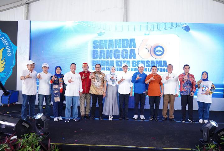 Smanda Bangga! Rahmat Mirzani Jadi Teladan Alumni Berprestasi, Bawa Semangat Perubahan