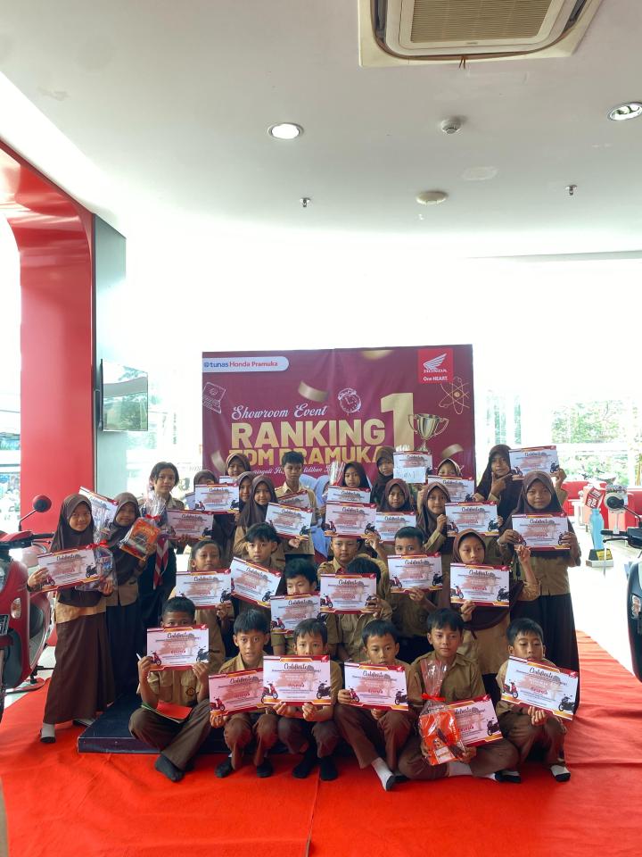 TDM Pramuka Meriahkan Hardiknas dengan Lomba Ranking 1 Bersama SDN 1 Rajabasa