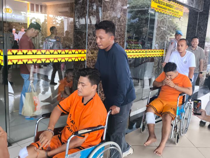 Bawa Senpi Rakitan! Komplotan Curanmor Dibekuk Polisi, Dua Buron