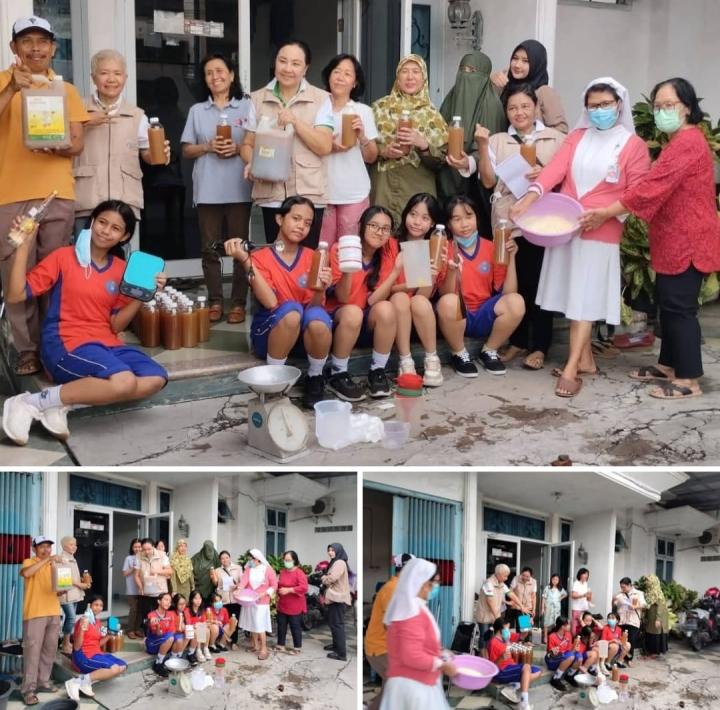 Semangat Para Relawan Membuat Karbol Eco Enzyme Ramah Lingkungan
