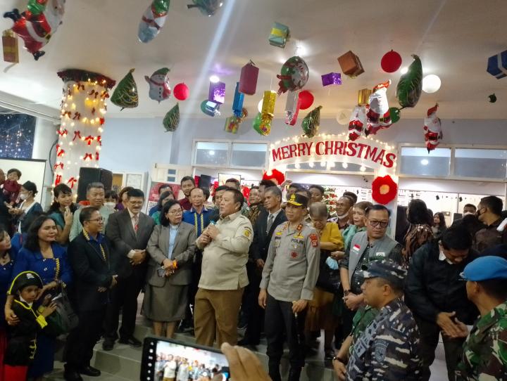 Pastikan Malam Natal Aman dan Kondusif, Gubernur Lampung Bersama Kapolda Pantau GerejaÂ 