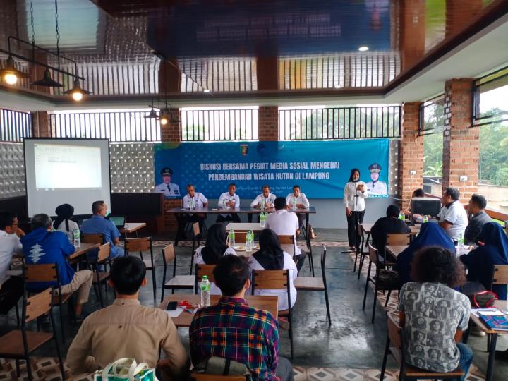 Dinas Kominfotik Provinsi Lampung Gelar Diskusi Tentang Pengembangan Wisata Hutan Bersama Penggiat Medsos