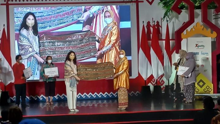 Riana Sari Arinal: Alhamdulillah, Empat Kerajinan Lampung Menang Lomba Produk Unggulan BerpotensiÂ 