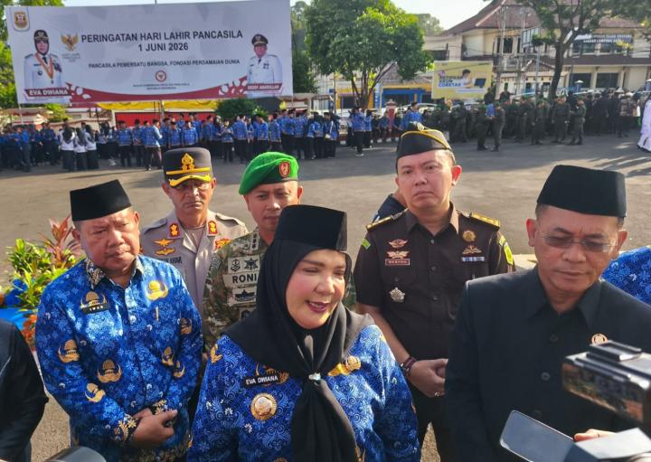 Pemkot Bandar Lampung Uji Coba Bosda untuk Siswa SMP, Eva Dwiana: Satu Anak Terima Rp100 Ribu